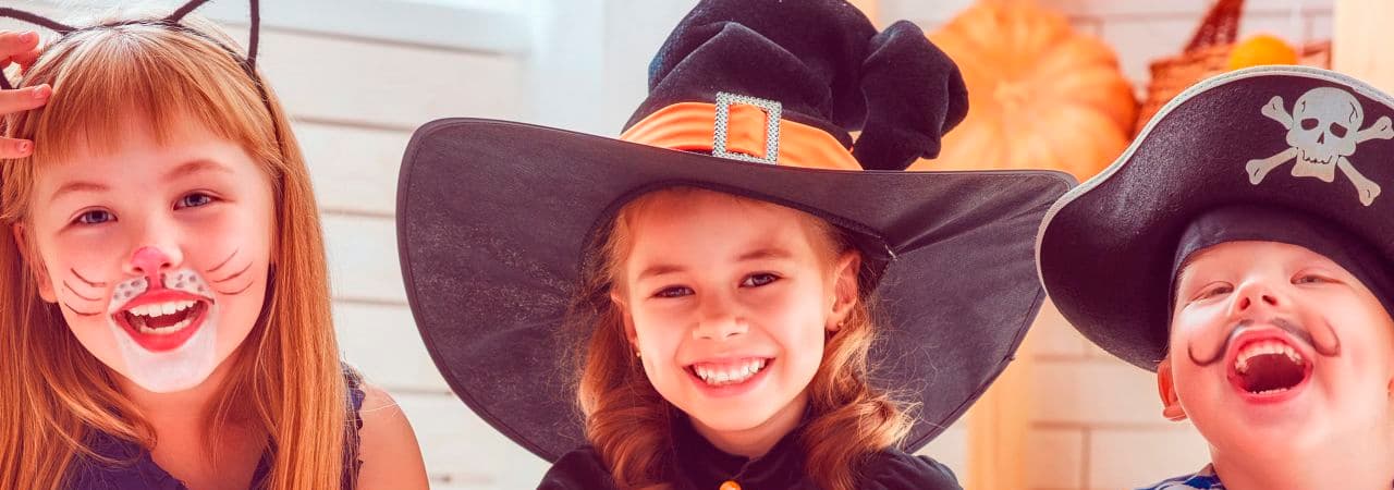 Ejemplos de marketing sensorial en marcas como Starbucks, Lush, Sonos y The North Face